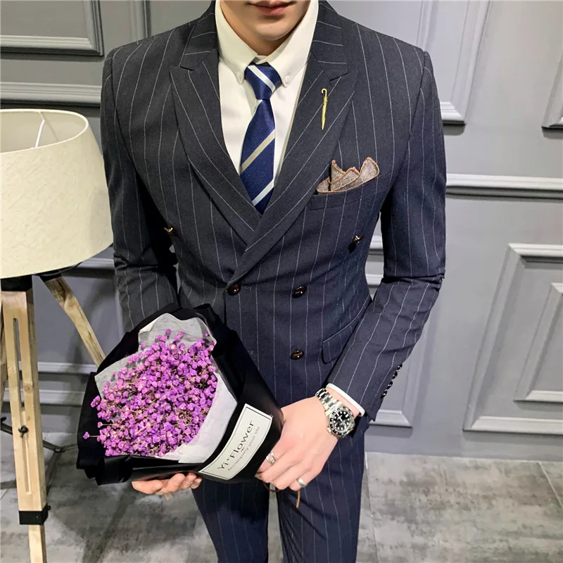 Trajes De Hombre 2019 Men's Casual Suit Three-piece Fashion Double Breasted Suit Korean Striped Small Suit
Trajes De Hombre 2019 Men's Casual Suit Three-piece Fashion Double Breasted Suit Korean Striped Small Suit