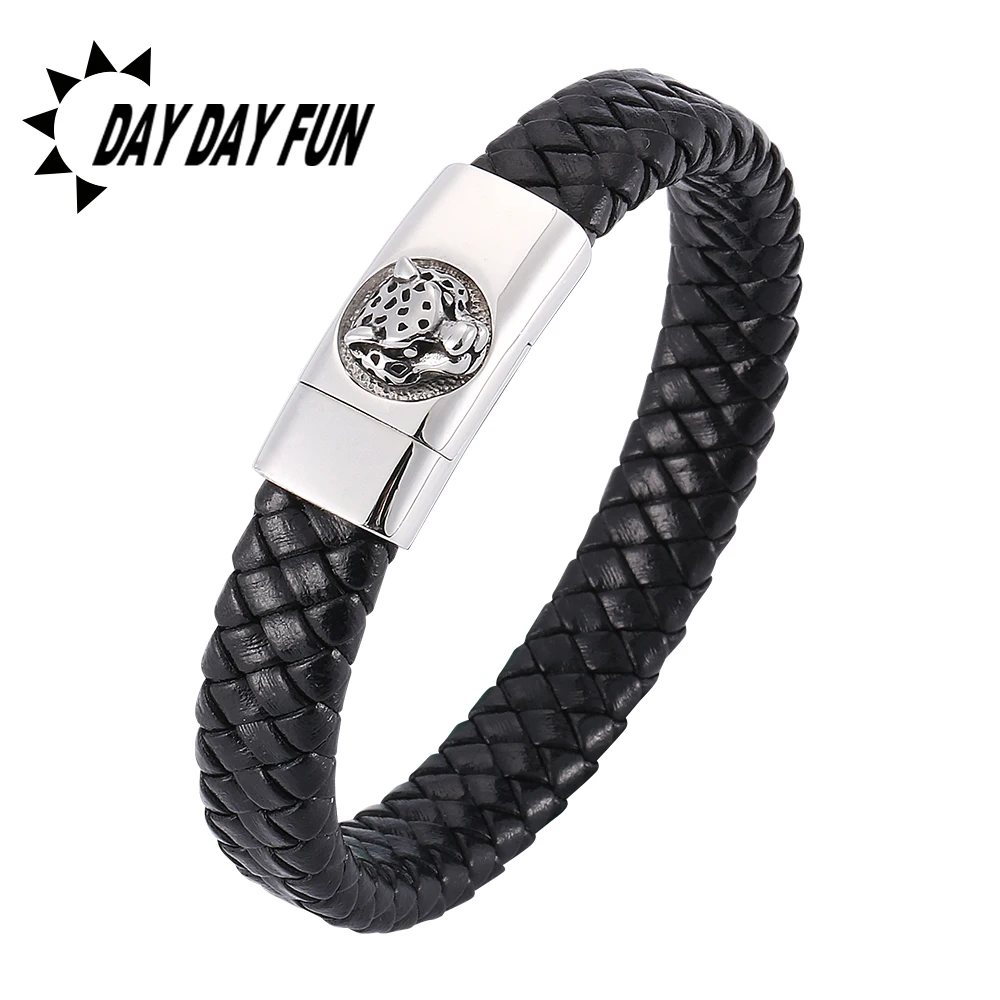 Men's Bracelet 2019 Leather Bracelet Magnet Buckle Jewelry Leather Stainless Steel Jewelry Leopard Head Bracelet E0318
Men's Bracelet 2019 Leather Bracelet Magnet Buckle Jewelry Leather Stainless Steel Jewelry Leopard Head Bracelet E0318