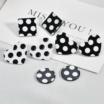 Wave point control retro stylish square round peach heart black and white acetate patch DIY earring accessories materials
Wave point control retro stylish square round peach heart black and white acetate patch DIY earring accessories materials