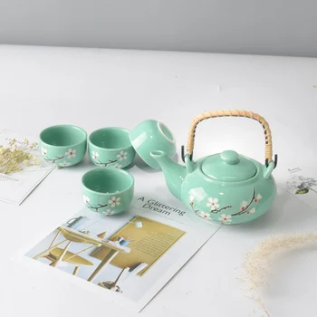 Tea sets 4pcs teacup 1pcs teapot. Kung Fu tea The highest sales of tea set.The most creative Coffee cup birthday present gift
Tea sets 4pcs teacup 1pcs teapot. Kung Fu tea The highest sales of tea set.The most creative Coffee cup birthday present gift