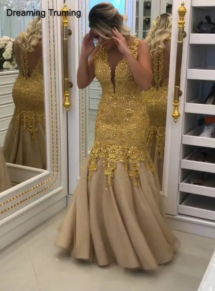 Gold Prom Dresses 2019 Illusion Back Deep V-Neck Formal Long Dress with Lace Appliques Women Formal Party Evening Gowns
Gold Prom Dresses 2019 Illusion Back Deep V-Neck Formal Long Dress with Lace Appliques Women Formal Party Evening Gowns