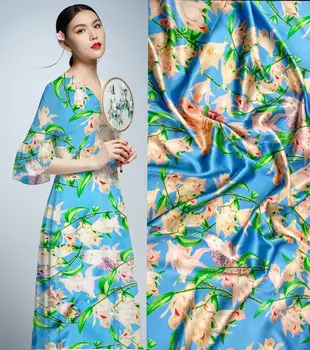 New fashion Blue flowers Digital prints silk elastic satin silk fabric for dress cloth japan tissu silk fabric
New fashion Blue flowers Digital prints silk elastic satin silk fabric for dress cloth japan tissu silk fabric