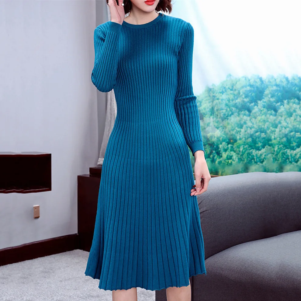 Women Long Sleeve Knitted Dress 2018 Autumn Winter Thick Sweater Dress O-neck Solid Long Sleeve A-line Midi Sweater Dress Ladies
Women Long Sleeve Knitted Dress 2018 Autumn Winter Thick Sweater Dress O-neck Solid Long Sleeve A-line Midi Sweater Dress Ladies