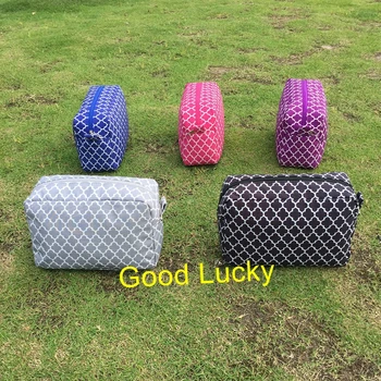 50pcs/lot new arrival hot selling quatrefoil cosmetic bag 8*6*3inch Microfiber material makeup bags monogram travel toiletry bag
50pcs/lot new arrival hot selling quatrefoil cosmetic bag 8*6*3inch Microfiber material makeup bags monogram travel toiletry bag