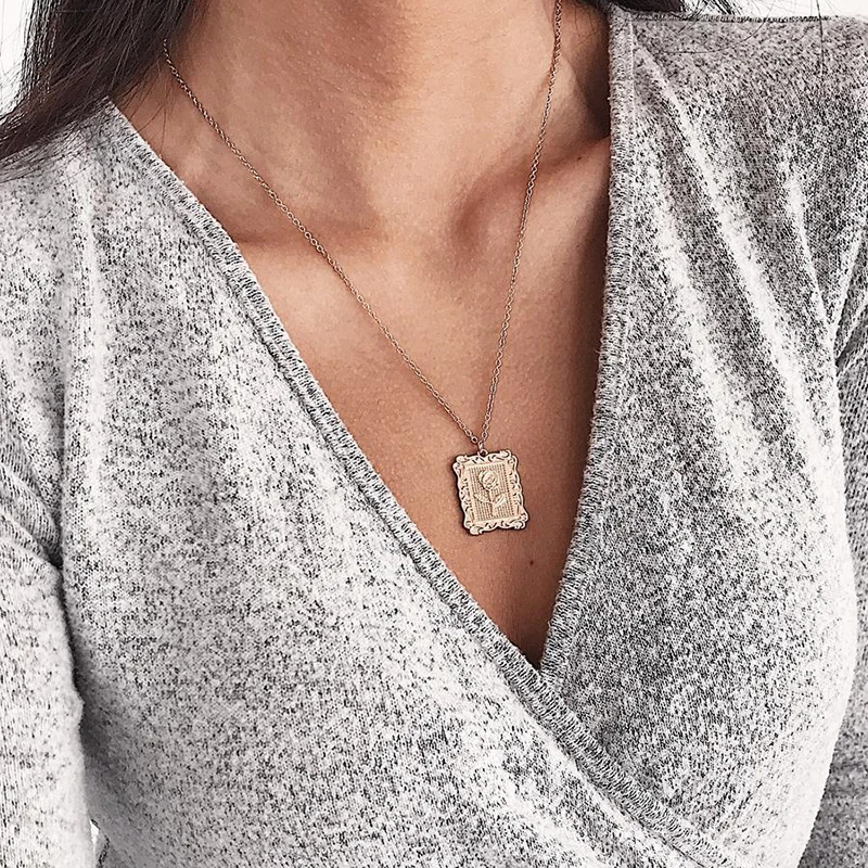New European and American exquisite rose female fashion delicate short necklace gift XL265
New European and American exquisite rose female fashion delicate short necklace gift XL265