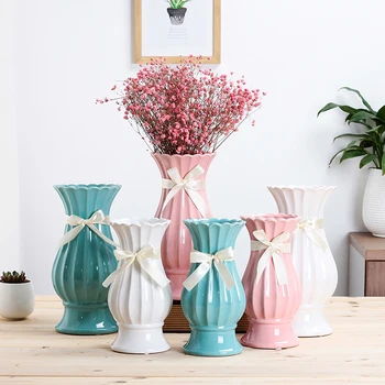 Modern minimalist ceramic vase small fresh living room TV cabinet decoration tabletop Vase home decor Handicraft Flowers Vase
Modern minimalist ceramic vase small fresh living room TV cabinet decoration tabletop Vase home decor Handicraft Flowers Vase
