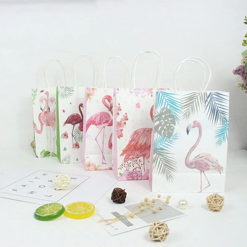 AVEBIEN 10pcs Flamingo Kraft Paper Gift Bag Wedding Decoration Clothes Paper Bag with Handle Party Favors Candy Bag Gift Package
AVEBIEN 10pcs Flamingo Kraft Paper Gift Bag Wedding Decoration Clothes Paper Bag with Handle Party Favors Candy Bag Gift Package