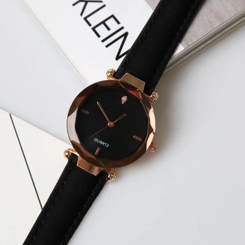 2019 New Watch Couple Models Watch Women's Foreign Trade Fashion Gift Casual /Fashion Round Stainless Steel Green Men Watch
2019 New Watch Couple Models Watch Women's Foreign Trade Fashion Gift Casual /Fashion Round Stainless Steel Green Men Watch