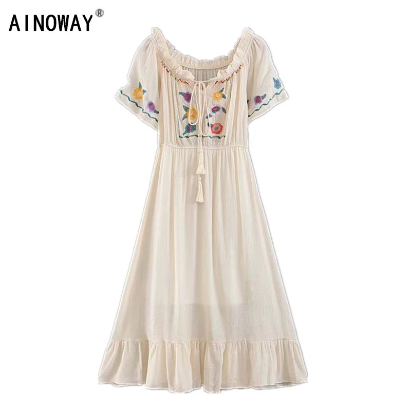 Vintage chic Women floral embroidery short sleeve Bohemian dress Ladies off shoulder lace-up tassel Boho midi dress vestidos
Vintage chic Women floral embroidery short sleeve Bohemian dress Ladies off shoulder lace-up tassel Boho midi dress vestidos