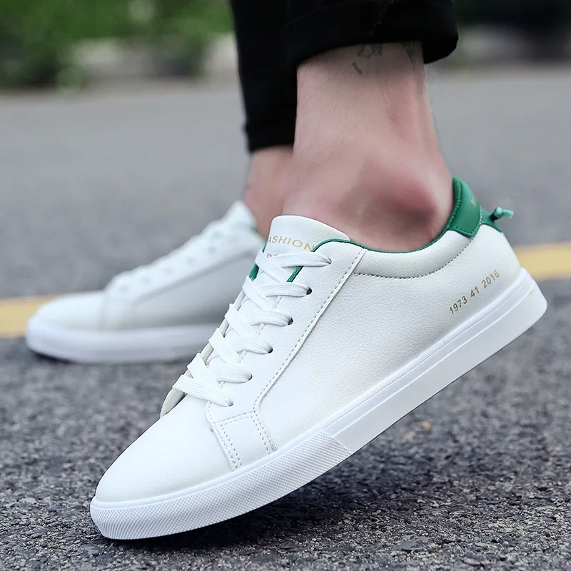 2019 spring and autumn new men's lace flat casual shoes trend fashion wild lightweight wear-resistant anti-slip shoes
2019 spring and autumn new men's lace flat casual shoes trend fashion wild lightweight wear-resistant anti-slip shoes
