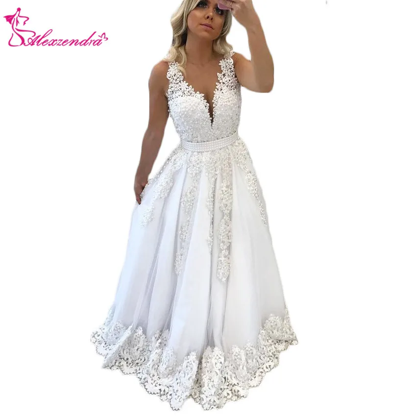Alexzendra White V Neck New Prom Dresses Applique Pearls Long Formal Evening Dress Party Gowns Custom Made
Alexzendra White V Neck New Prom Dresses Applique Pearls Long Formal Evening Dress Party Gowns Custom Made