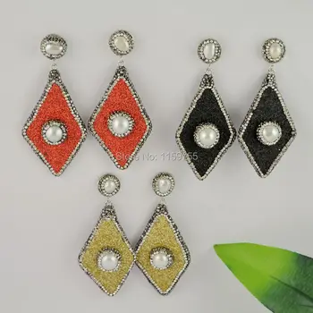 4Pairs Charm Mixed Color Spray Painted Pearl Earring, Triangle shape with Crystal Zircon Paved Dangle Jewelry Earrings
4Pairs Charm Mixed Color Spray Painted Pearl Earring, Triangle shape with Crystal Zircon Paved Dangle Jewelry Earrings