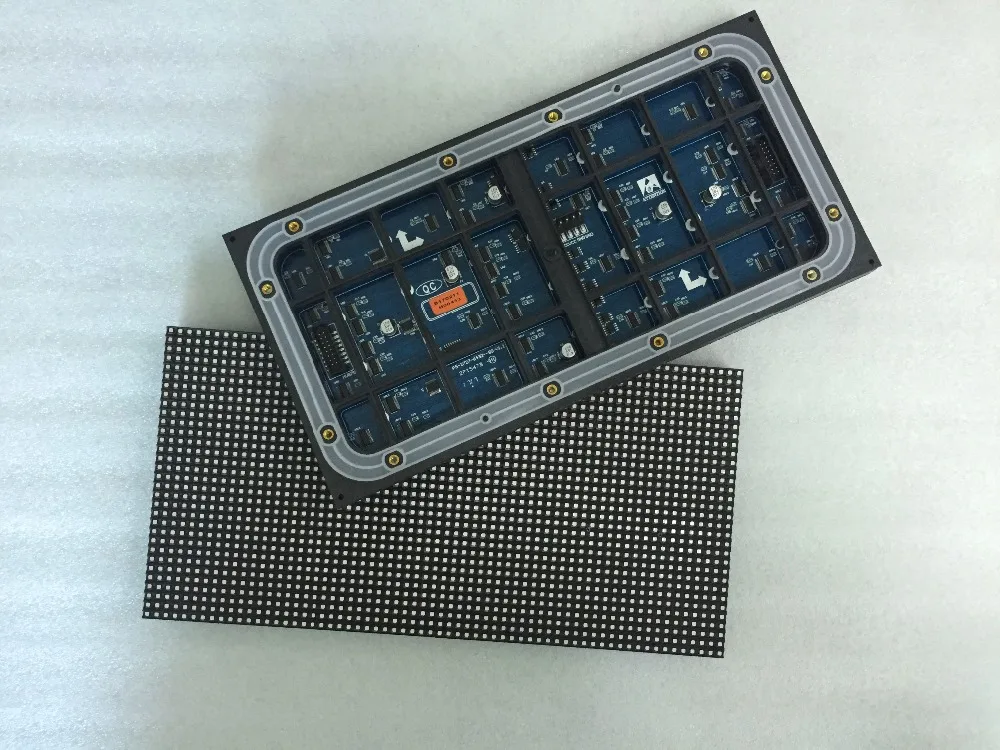 Indoor HD SMD P5mm led display screen module SMD2121 320x160mm ultra light led video wall panels
Indoor HD SMD P5mm led display screen module SMD2121 320x160mm ultra light led video wall panels