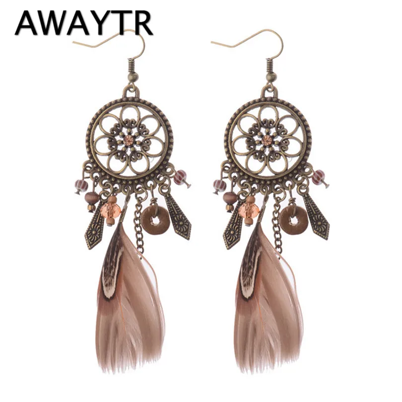 AWAYTR Creative Feather Drop-Shaped Stone Dangle Earrings Women Fluorescent Green Feathers Fringed Dangle Earring Jewelry Gift
AWAYTR Creative Feather Drop-Shaped Stone Dangle Earrings Women Fluorescent Green Feathers Fringed Dangle Earring Jewelry Gift