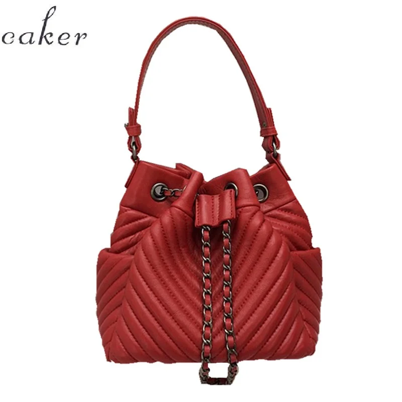 Caker 2018 Women Genuine Leather Drawstring Shoulder Bags Embroidery V Diamond Lattice Handbag Chain Red Black Bucket Bags
Caker 2018 Women Genuine Leather Drawstring Shoulder Bags Embroidery V Diamond Lattice Handbag Chain Red Black Bucket Bags