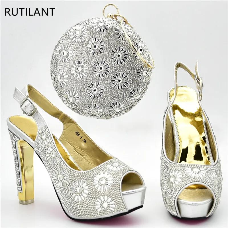 Women Shoes and Bag Set Decorated with Rhinestone Italian Shoes with Bags High Quality African Women Wedding Shoes and Bag Set
Women Shoes and Bag Set Decorated with Rhinestone Italian Shoes with Bags High Quality African Women Wedding Shoes and Bag Set