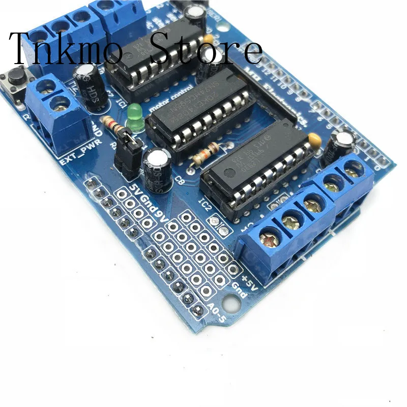 1PCS L293D motor control shield motor drive expansion board FOR Arduino motor shield Hot sale
1PCS L293D motor control shield motor drive expansion board FOR Arduino motor shield Hot sale