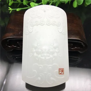 Free delivery of natural Xinjiang white jade beast head jade card antique animal antique brand pendant jade stone beast head pen
Free delivery of natural Xinjiang white jade beast head jade card antique animal antique brand pendant jade stone beast head pen