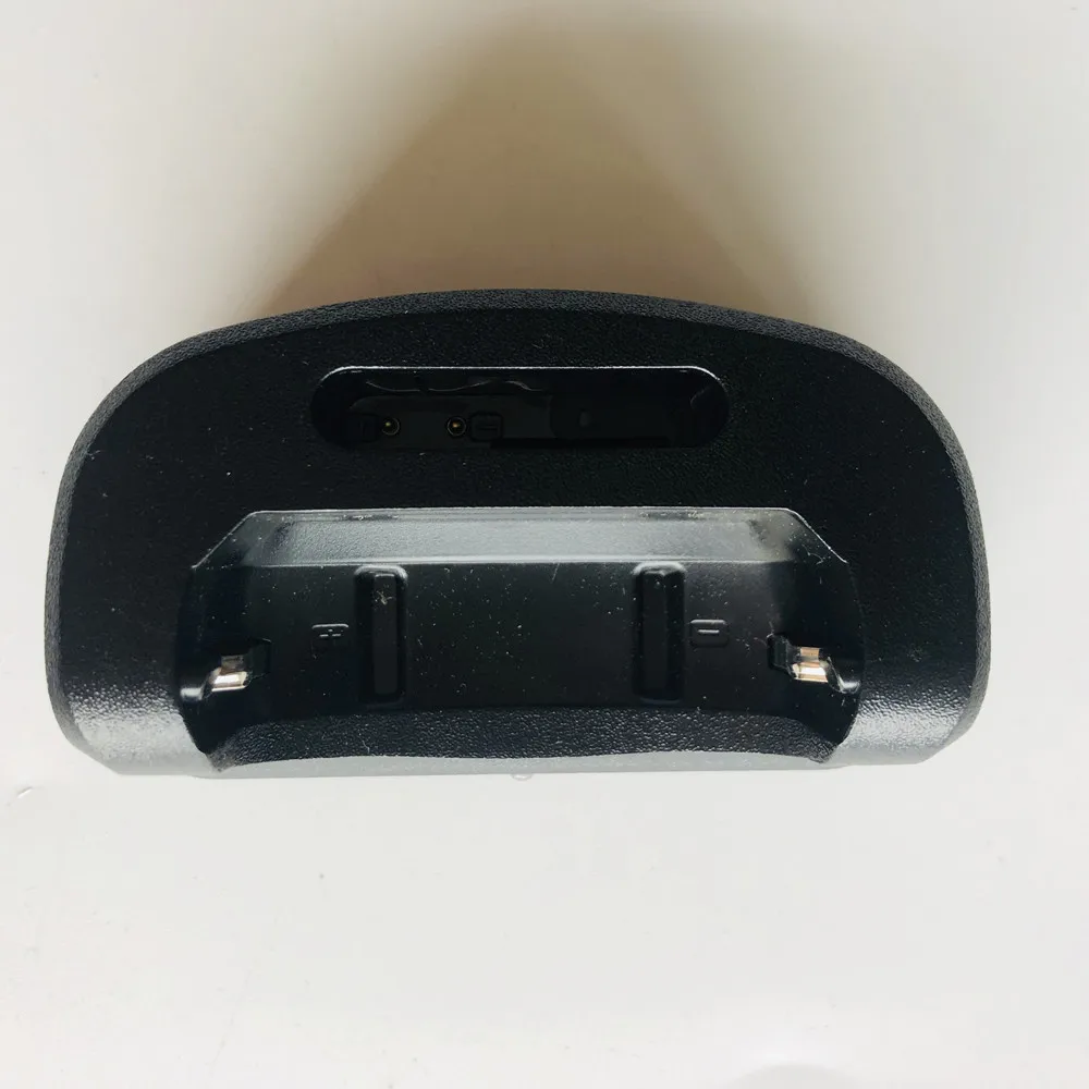 Desktop charger to charge radio or battery for Radtel RT12 WLN KD-C52 KD-C50 KD-C51
Desktop charger to charge radio or battery for Radtel RT12 WLN KD-C52 KD-C50 KD-C51