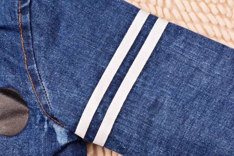 3319008734_1853863172