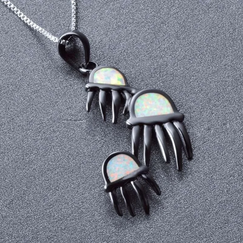 Vintage White Imitation Opal Choker Pendant Necklace Women Ocean Jellyfish Octopus Animal Necklaces Engagement Beach Jewelry
Vintage White Imitation Opal Choker Pendant Necklace Women Ocean Jellyfish Octopus Animal Necklaces Engagement Beach Jewelry