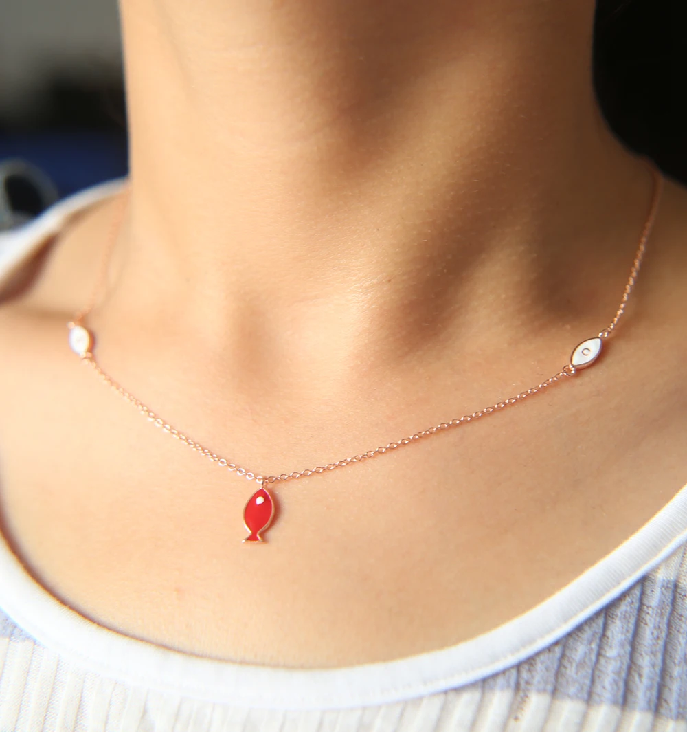 Delicate charm necklace simple cute red fish pendent white evil eyes necklace lovely girl women 925 sterling silver neck jewelry
Delicate charm necklace simple cute red fish pendent white evil eyes necklace lovely girl women 925 sterling silver neck jewelry