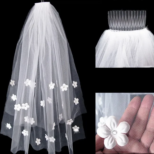 Short Wedding Veil With Comb 2-layer Penceil Edge with Flowers Women Wedding Accessories White Ivory Bridal Tulle Veils
Short Wedding Veil With Comb 2-layer Penceil Edge with Flowers Women Wedding Accessories White Ivory Bridal Tulle Veils