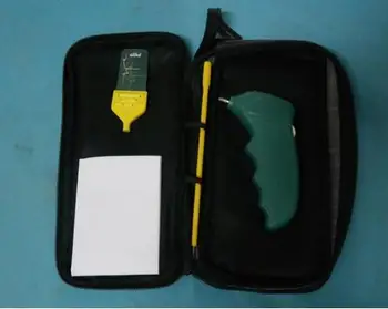 COP Ignition Quickly Tester ADD750 Coil On Plug Auto Circuit Tester receiving a signal from the secondary ignition coil
COP Ignition Quickly Tester ADD750 Coil On Plug Auto Circuit Tester receiving a signal from the secondary ignition coil