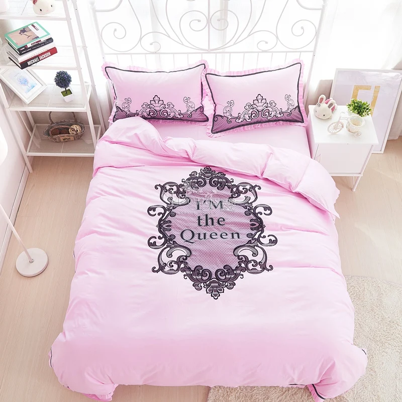 Luxury Embroidery lace Bedding Sets 100% cotton white pink bedsheet Full Queen King size 4pcs Christmas gift
Luxury Embroidery lace Bedding Sets 100% cotton white pink bedsheet Full Queen King size 4pcs Christmas gift