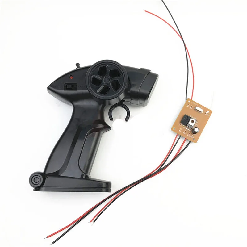 1Set 2.4Ghz Vehicle Sports Car Remote Control + Receiver Board Kit DIY Modified 4.8V 20Meters Radio Unit for RC Car Parts
1Set 2.4Ghz Vehicle Sports Car Remote Control + Receiver Board Kit DIY Modified 4.8V 20Meters Radio Unit for RC Car Parts