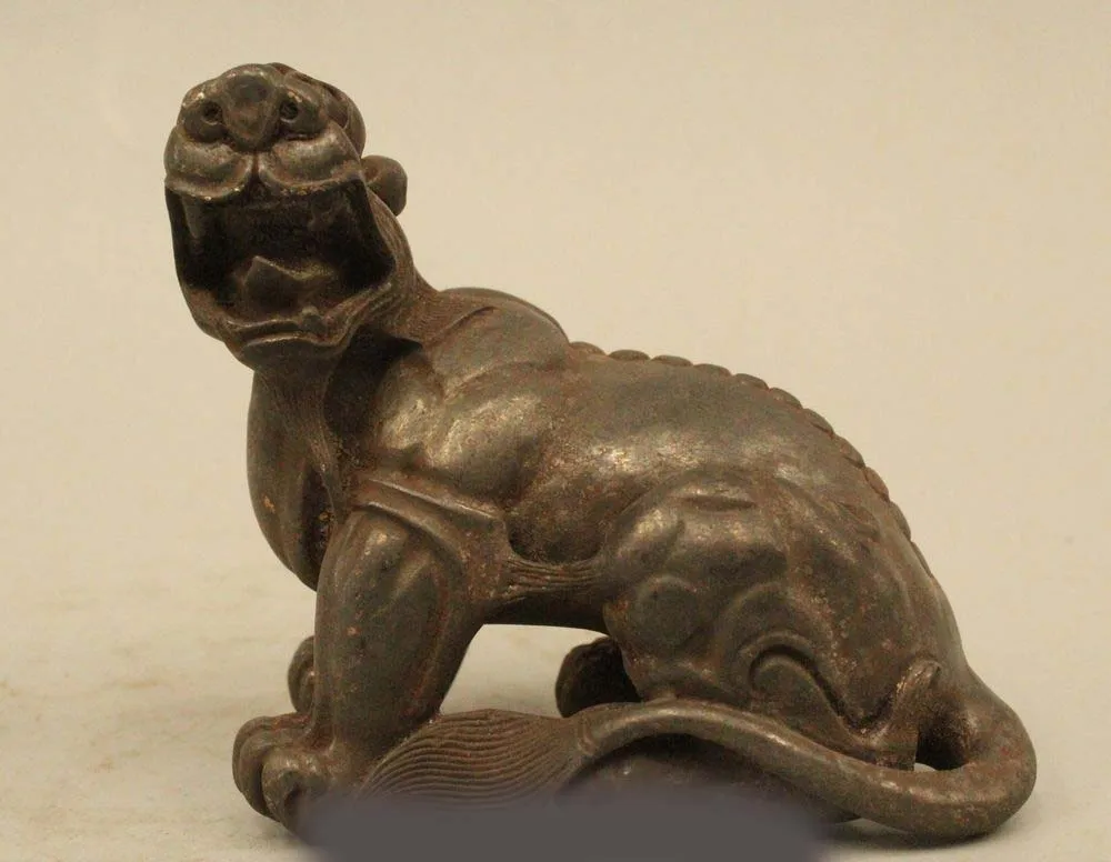 Chinese Asian Pure Bronze Guardian Foo Dog Lion Pi Xiu kylin beast statue Sculpt
Chinese Asian Pure Bronze Guardian Foo Dog Lion Pi Xiu kylin beast statue Sculpt