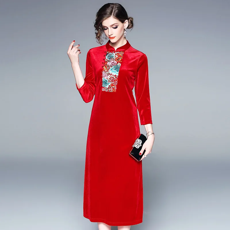 Factory direct fashion brand 2019 spring and autumn ladies clothes embroidered slim long velvet mid-waist cheongsam women dress
Factory direct fashion brand 2019 spring and autumn ladies clothes embroidered slim long velvet mid-waist cheongsam women dress