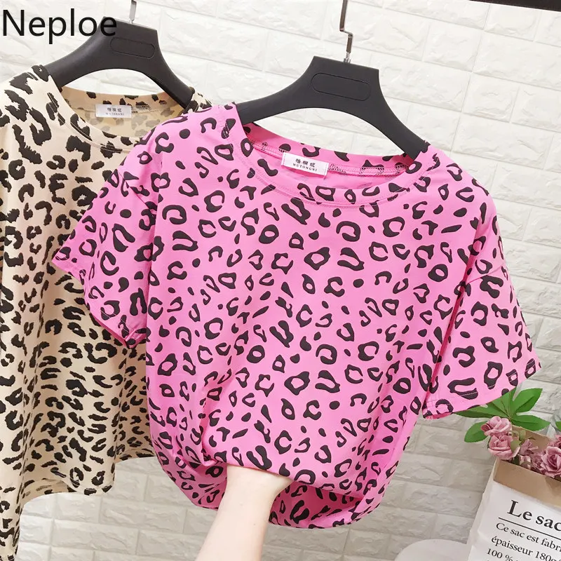 Neploe Leopard Print Short-sleeved T-shirt Women's Casual T Shirt 2019 Summer Bottom Shirt Ladies Korean Fashion Tops Tee 52504
Neploe Leopard Print Short-sleeved T-shirt Women's Casual T Shirt 2019 Summer Bottom Shirt Ladies Korean Fashion Tops Tee 52504