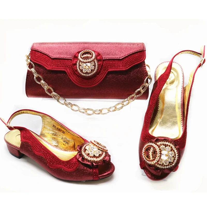 New Arrival Italian Shoe and Bag Set for Party In Women Nigerian Women Wedding Shoes and Bag Set Luxury Women Shoes High Heels 
New Arrival Italian Shoe and Bag Set for Party In Women Nigerian Women Wedding Shoes and Bag Set Luxury Women Shoes High Heels