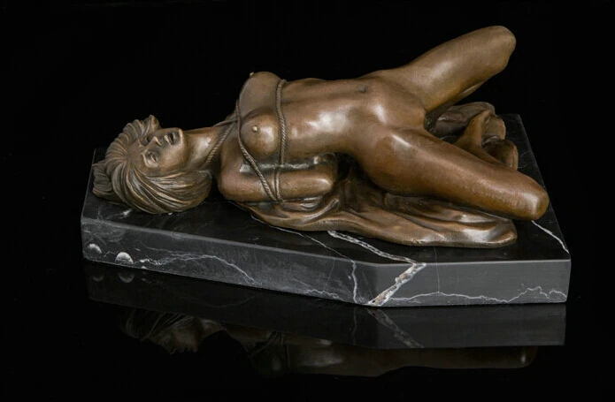 huij 006897 Art Deco Sculpture Sexy Beautiful Naked Woman Bronze Statue (A0314)
huij 006897 Art Deco Sculpture Sexy Beautiful Naked Woman Bronze Statue (A0314)