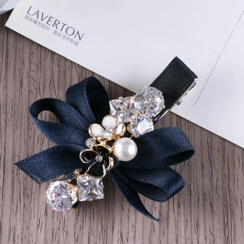 High-grade Adult Korean Luxury Crystal Rhinestone Flower Hairpins Ribbon Bow Clip Hair Clips for Girls Women Accessories Jewelry
High-grade Adult Korean Luxury Crystal Rhinestone Flower Hairpins Ribbon Bow Clip Hair Clips for Girls Women Accessories Jewelry