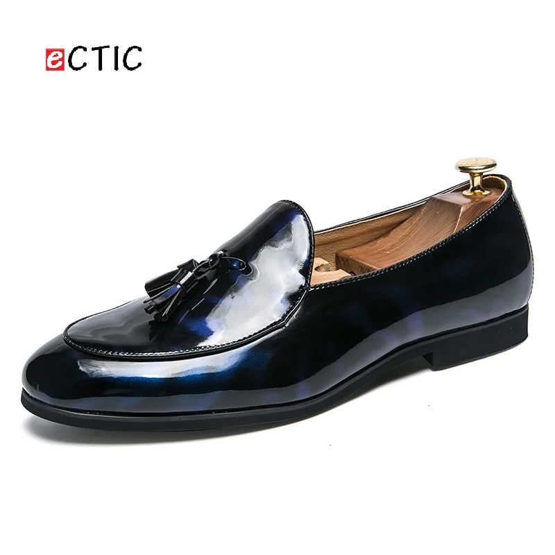 Фото Мужские брендовые туфли из лакированной кожи темно-синие классические без