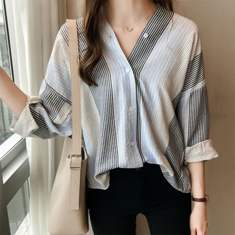 Elegant Sumer Korean Women Loose Stripe Shirt V Collar Top Bottom Casual Slim Blouse Plus Size M-4XL
Elegant Sumer Korean Women Loose Stripe Shirt V Collar Top Bottom Casual Slim Blouse Plus Size M-4XL