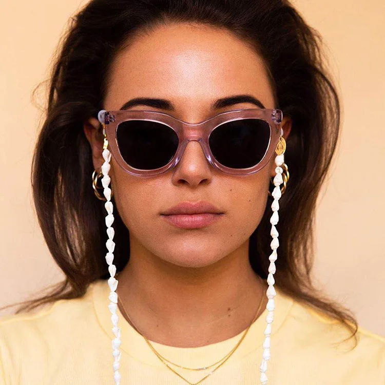 White Small Conch Shell Reading Glasses Chain Sunglasses Eyewears Cord Holder Neck Strap Rope Necklace Eyeglass String Lanyard
White Small Conch Shell Reading Glasses Chain Sunglasses Eyewears Cord Holder Neck Strap Rope Necklace Eyeglass String Lanyard