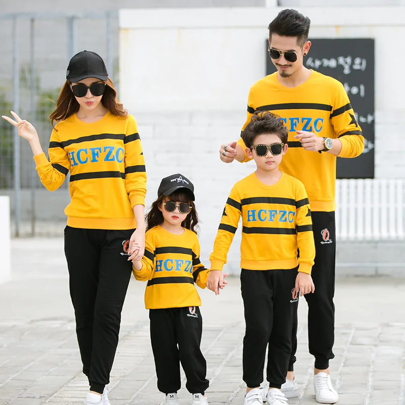 Father and Baby Matching Clothes Family Sweaters+ Pants Father's Day Perfit Gift Mother and Son Daughter Clothes Dress Brother
Father and Baby Matching Clothes Family Sweaters+ Pants Father's Day Perfit Gift Mother and Son Daughter Clothes Dress Brother