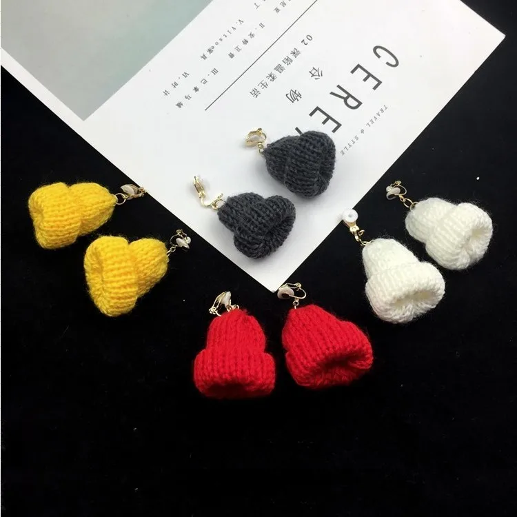 Autumn Winter New Style Cute Little Wool Hat Design Funny Earrings Women Girls Ear Clip on Earrings Non Pierced Ear Cuff
Autumn Winter New Style Cute Little Wool Hat Design Funny Earrings Women Girls Ear Clip on Earrings Non Pierced Ear Cuff