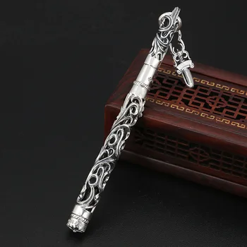 S925 Sterling Silver Thai Silver Creative Hollow Flower Vine Small Holy Sword Ball Pen Men And Women Pendant Birthday Gift
S925 Sterling Silver Thai Silver Creative Hollow Flower Vine Small Holy Sword Ball Pen Men And Women Pendant Birthday Gift
