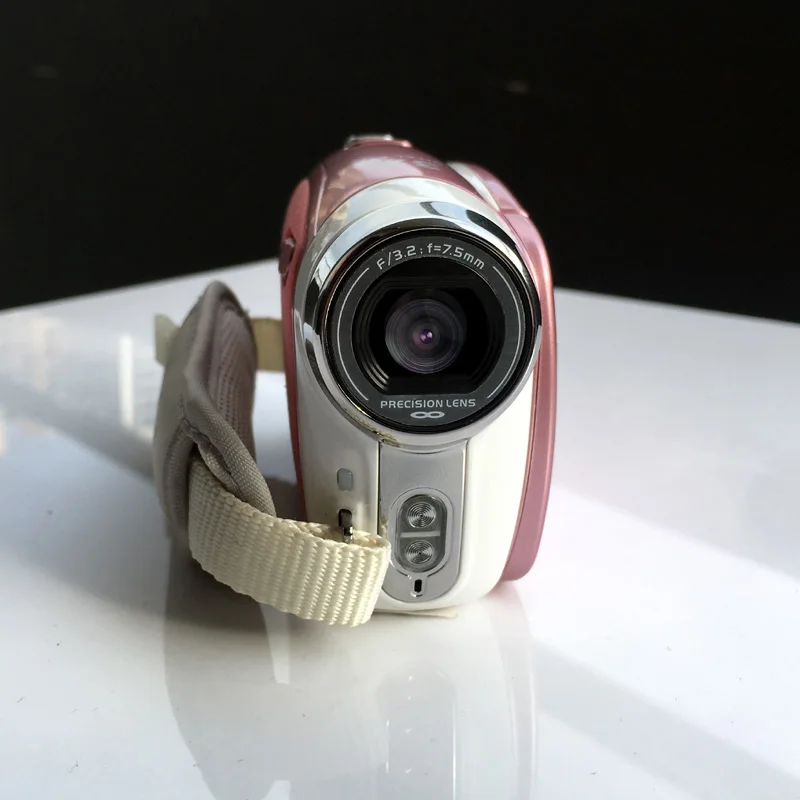 HD 1280P Digital mini Camcorder Camera with 2.5 inch Rotating Screen H.264 dv Video Camcor & 1000MAH Li-ion battery DVC50
HD 1280P Digital mini Camcorder Camera with 2.5 inch Rotating Screen H.264 dv Video Camcor & 1000MAH Li-ion battery DVC50