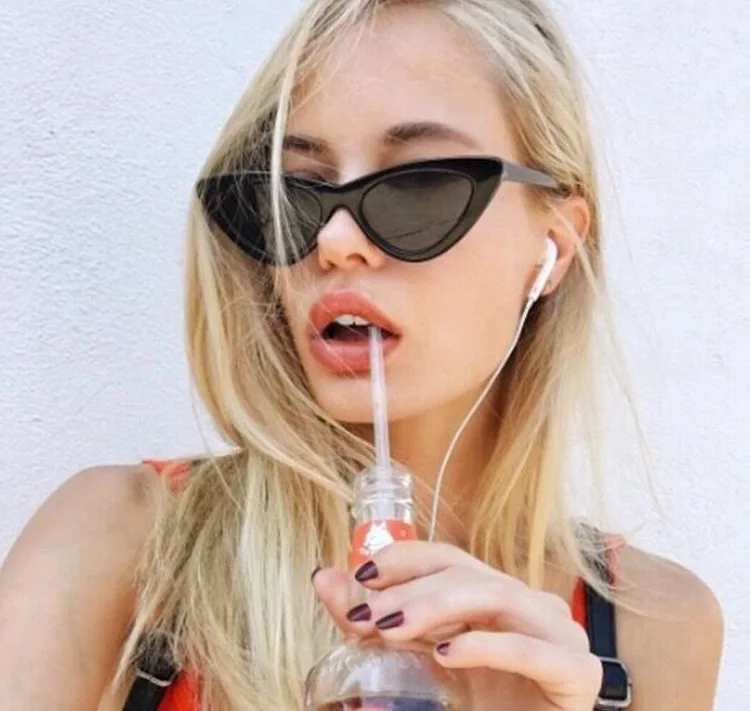 Women UV400 Sunglasses Cat eye Eyewear Vintage Brand Designer Retro Sunglass Female Oculos de sol RAYS Sun glasses hot
Women UV400 Sunglasses Cat eye Eyewear Vintage Brand Designer Retro Sunglass Female Oculos de sol RAYS Sun glasses hot