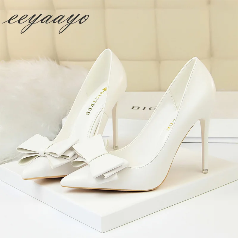 2019 New Spring/Autumn Women Pumps High Thin Heel Pointed Toe Solid Butterfly-Knot Sexy Ladies Women Shoes White High Heel Pumps
2019 New Spring/Autumn Women Pumps High Thin Heel Pointed Toe Solid Butterfly-Knot Sexy Ladies Women Shoes White High Heel Pumps