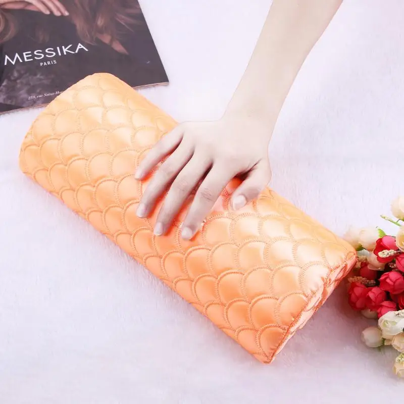 Nail Art Pillow For Manicure Hand Arm Rest Cushion PU Leather Holder Soft Manicure Nail Tools Equipment Arm Holder Cushion
Nail Art Pillow For Manicure Hand Arm Rest Cushion PU Leather Holder Soft Manicure Nail Tools Equipment Arm Holder Cushion