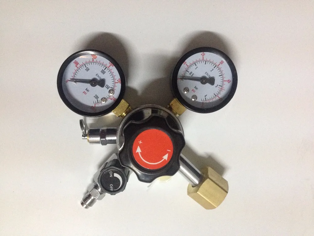 CO2 Gauge Regulator Homebrew CO2 Regulator, 0~3000psi, 0~60psi, with 1/4MFL Shuttoff Valve W21.8
CO2 Gauge Regulator Homebrew CO2 Regulator, 0~3000psi, 0~60psi, with 1/4MFL Shuttoff Valve W21.8