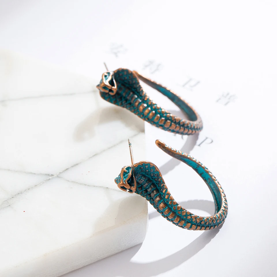 green snake Christmas boho antique vintage 2019 korea fashion stud earrings for women female gifts for women accessories jewelry
green snake Christmas boho antique vintage 2019 korea fashion stud earrings for women female gifts for women accessories jewelry