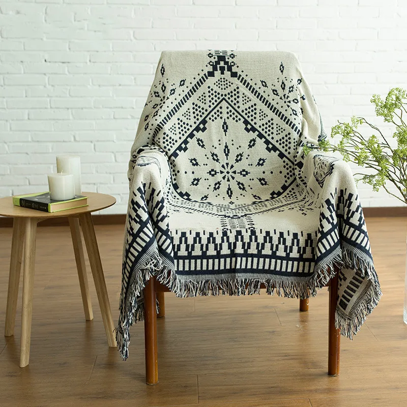 New 1-piece Reversible Bohemia Tassel Throw Blanket Thread Blankets For Sofa Couch Cover Christmas Decorations Home decoration
New 1-piece Reversible Bohemia Tassel Throw Blanket Thread Blankets For Sofa Couch Cover Christmas Decorations Home decoration