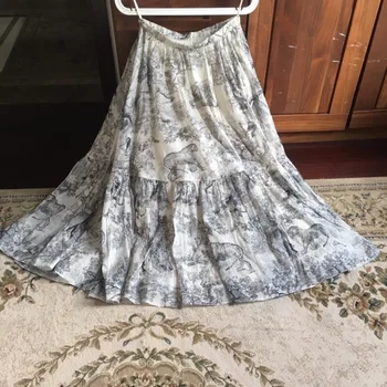 Women animal leopard cotton print long skirt pleated half skirts comfortable big pendulum 2019 spring brand runway black
Women animal leopard cotton print long skirt pleated half skirts comfortable big pendulum 2019 spring brand runway black